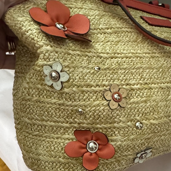 Coach Floral Straw Tote Bag with Tan and Coral Accents EUC - Picture 5 of 13